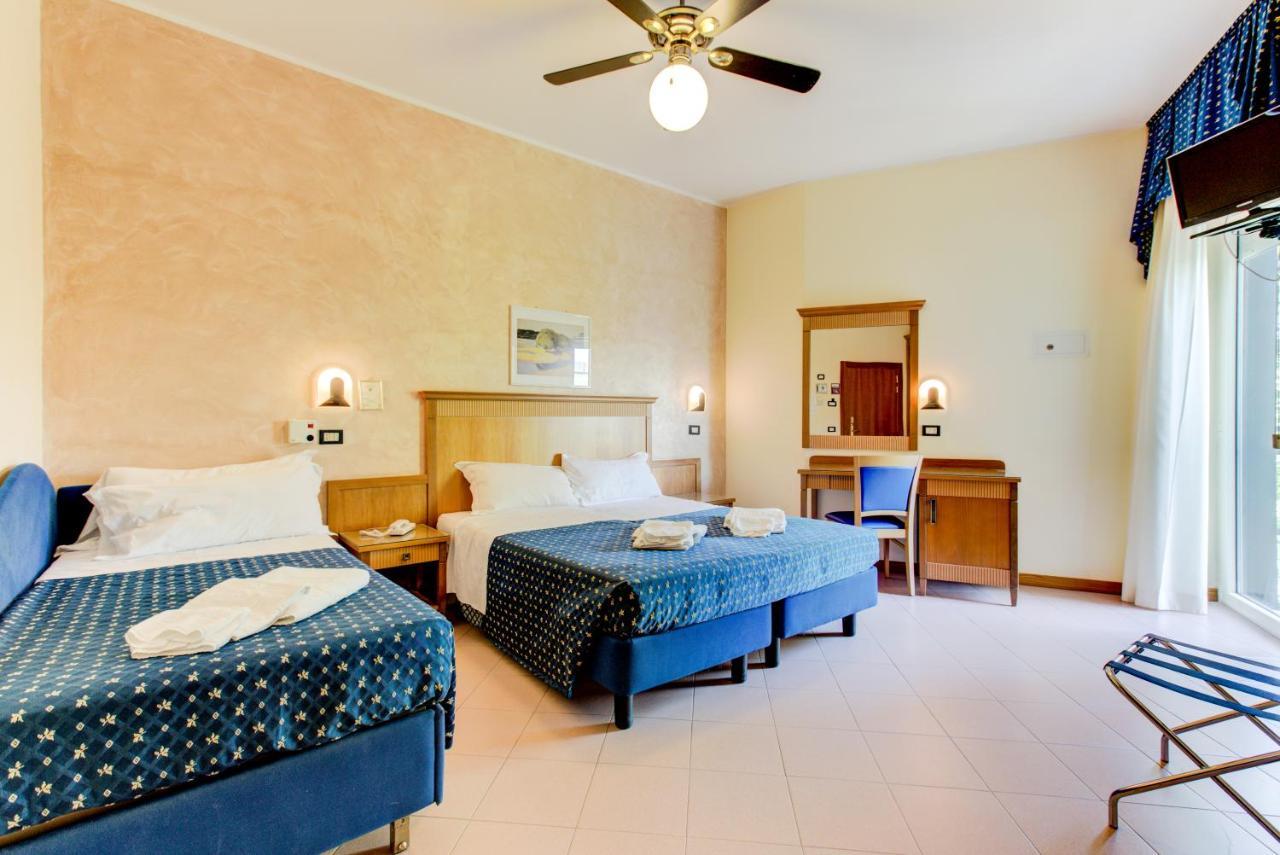 Hotel Verona Cesenatico Exteriér fotografie