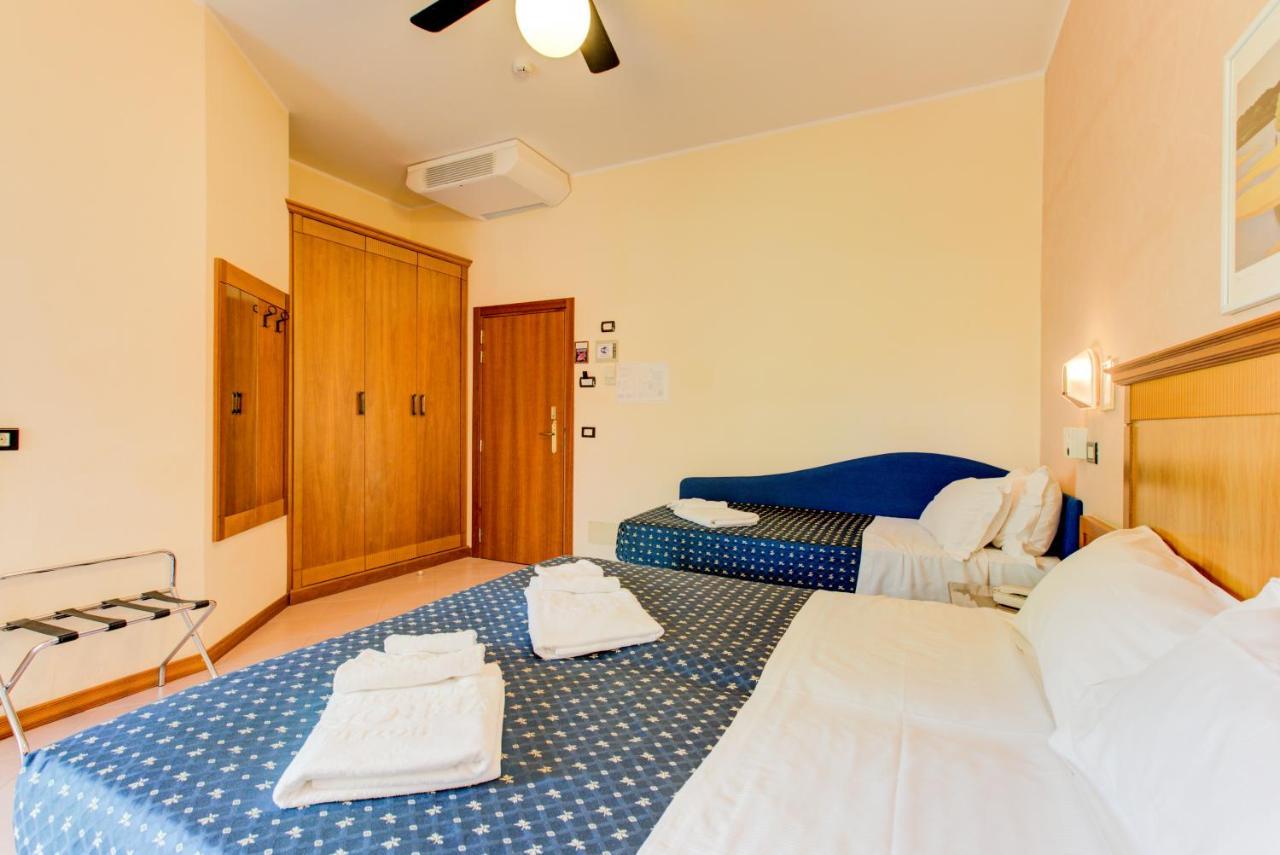 Hotel Verona Cesenatico Exteriér fotografie