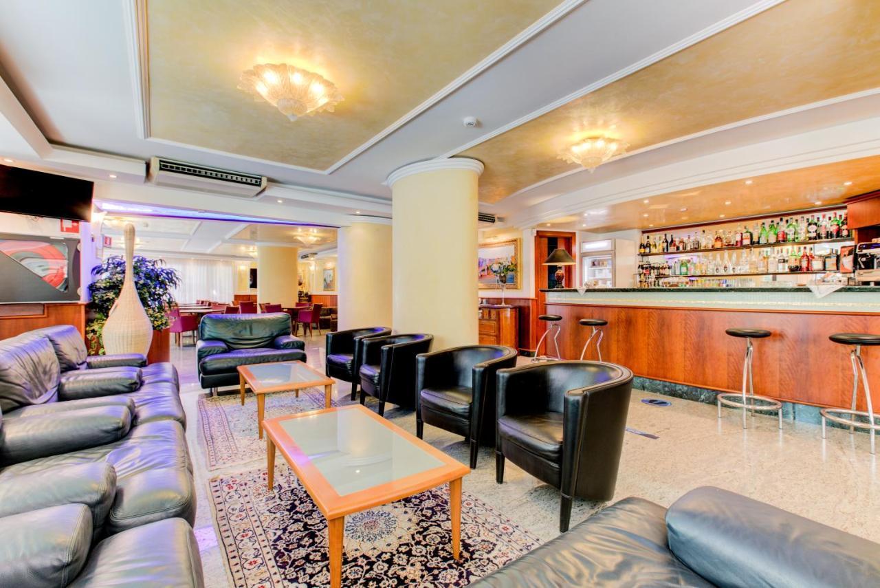 Hotel Verona Cesenatico Exteriér fotografie