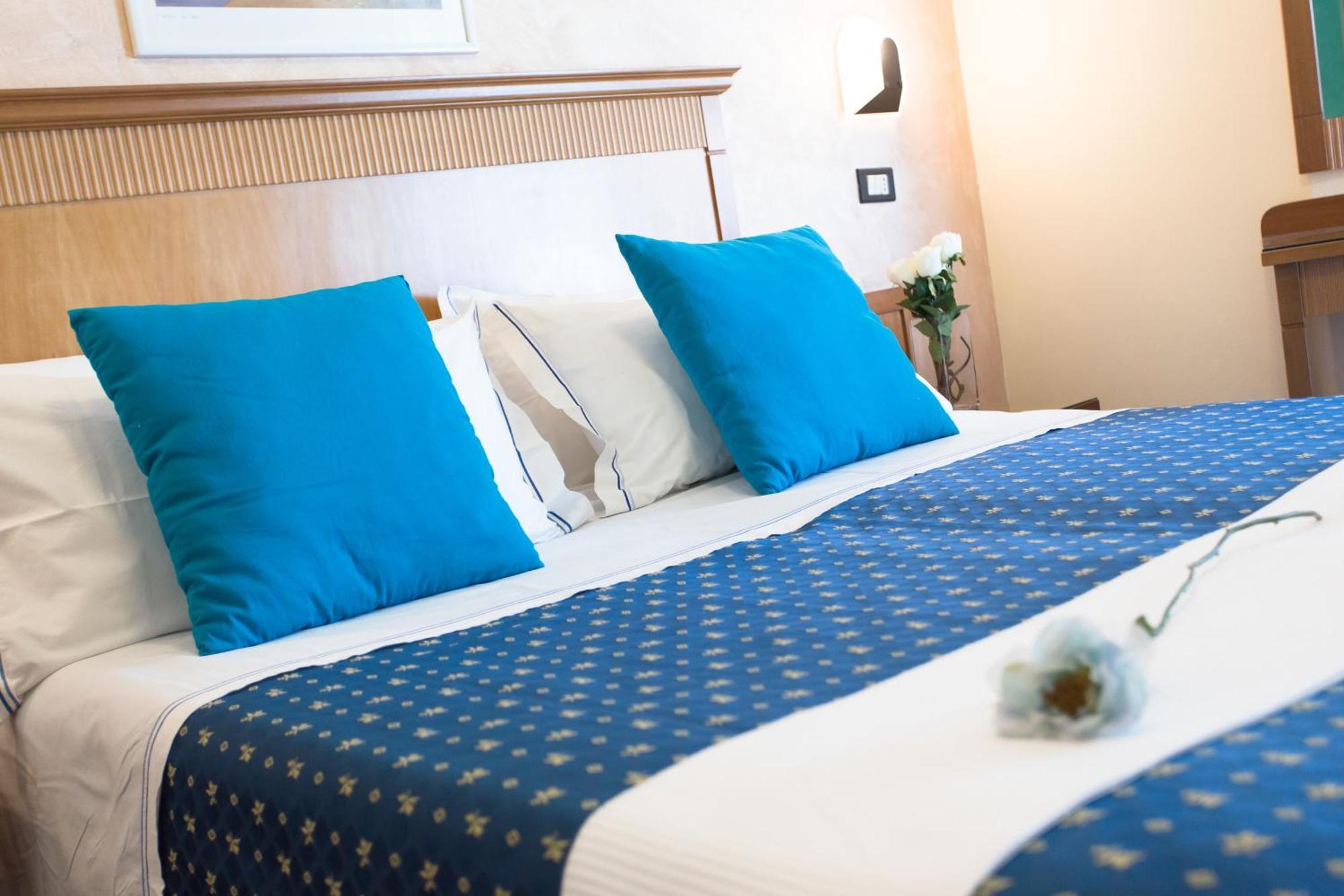 Hotel Verona Cesenatico Pokoj fotografie